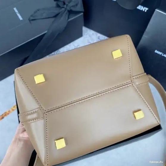 37 YSL SMALL  BAG-17*20*13CM LE 0501